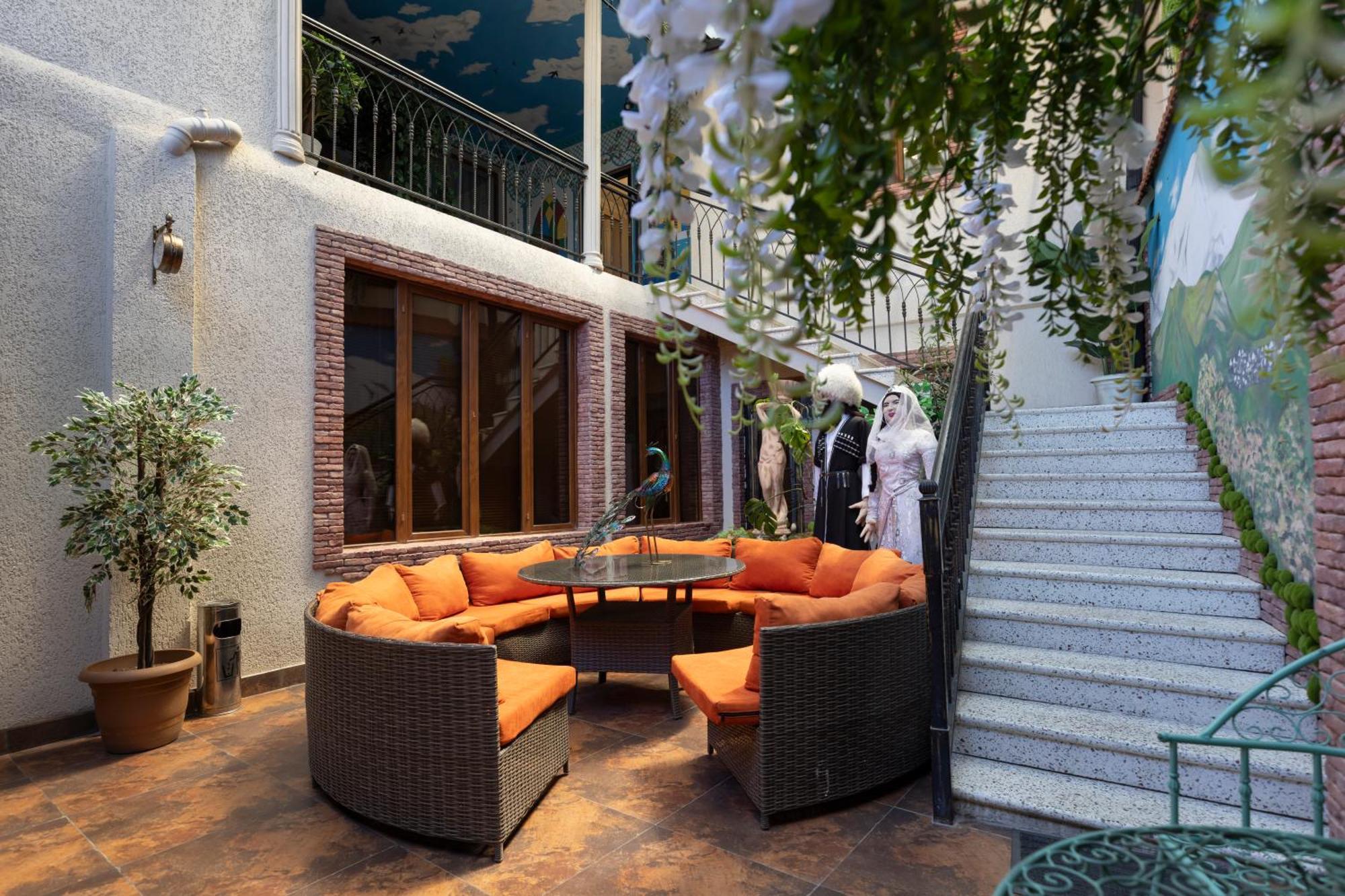 Hestia Boutique Hotel Gori Extérieur photo
